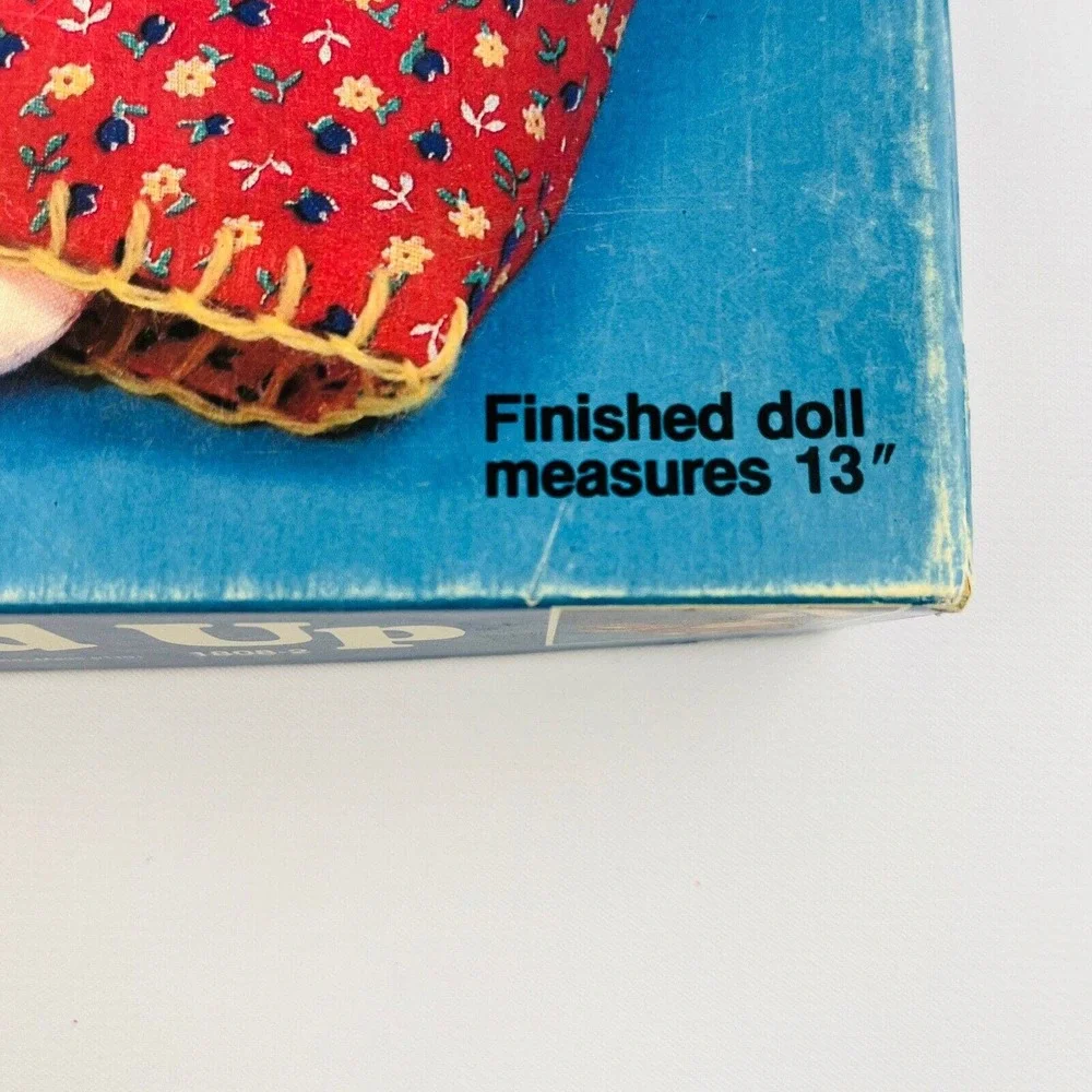 Vintage Petticoats Pantaloons All‎ Dolled Up Doll Kit 1978 Crafts by Whiting
